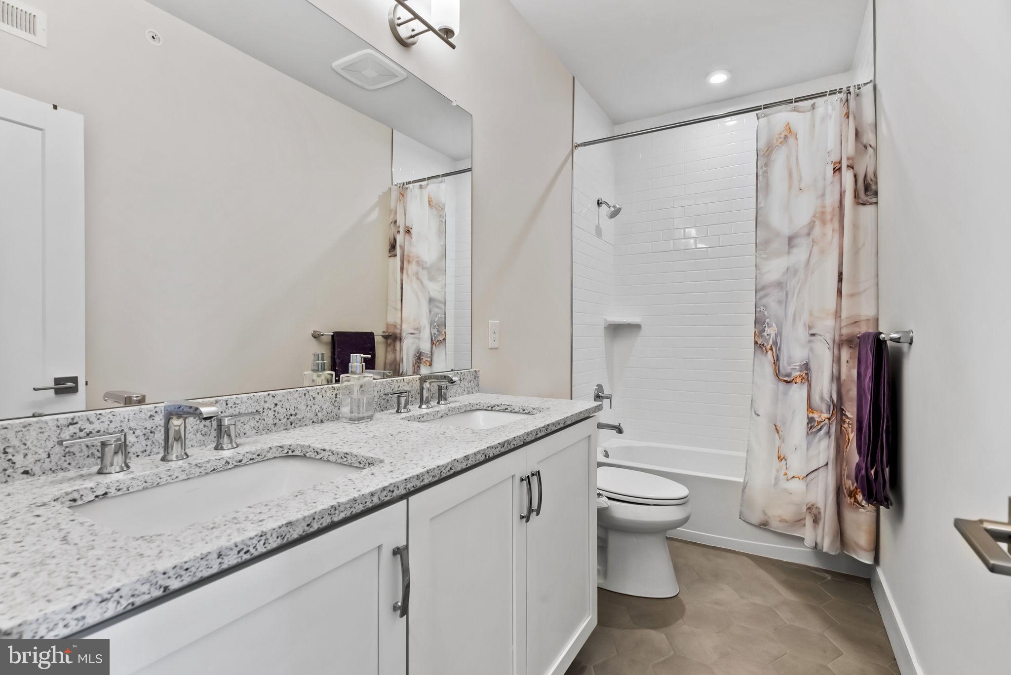 OVERLOOK AT TOWN CENTER - Residential