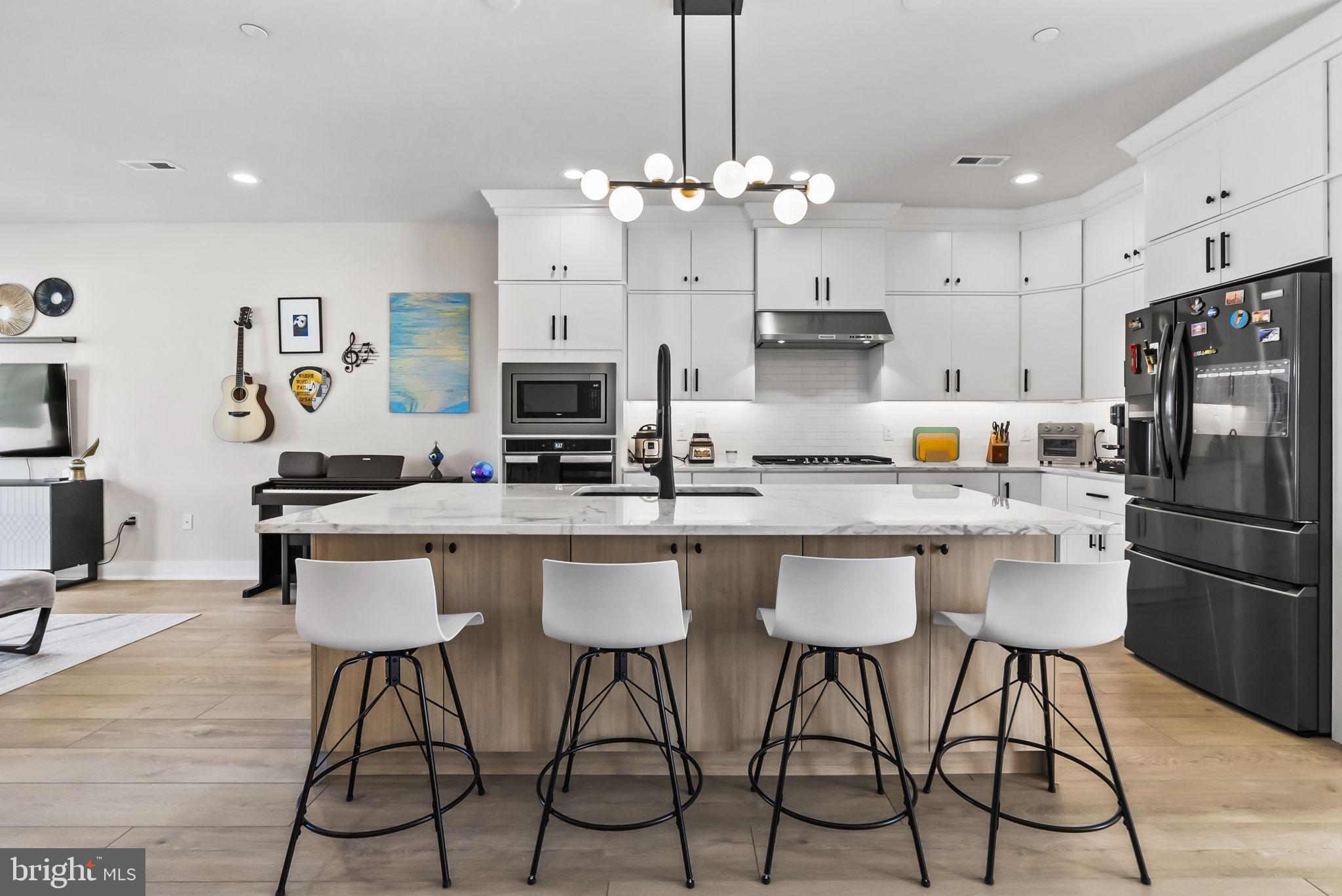 OVERLOOK AT TOWN CENTER - Residential