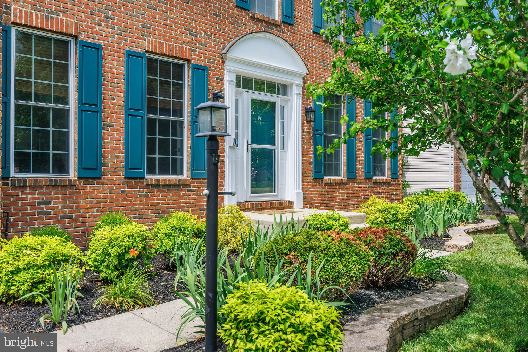 2416 VALLEY BROOK LANE