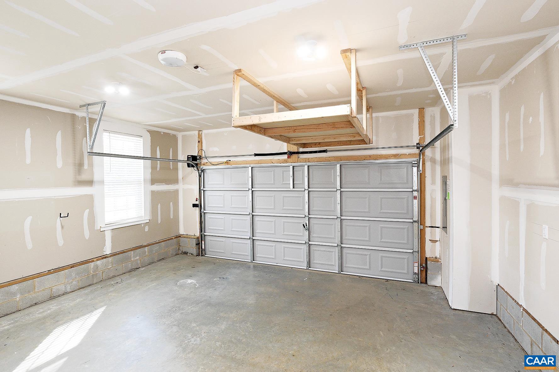 UNKNOWN - Residential Lease