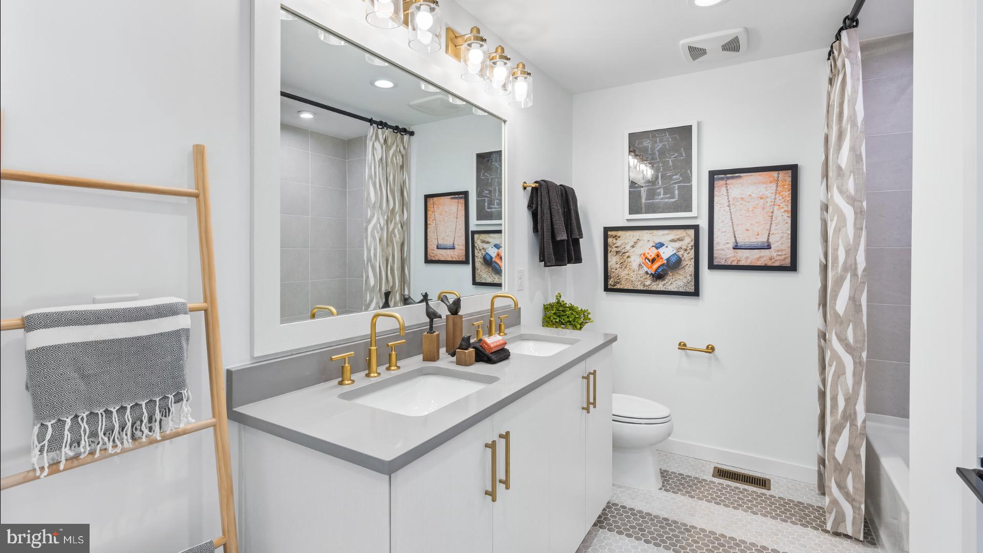 STONEBROOK AT UPPER MERION - Residential