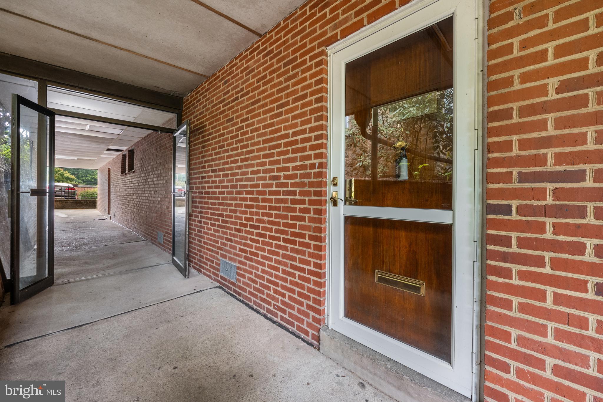 6003 LAKEHURST DRIVE 5