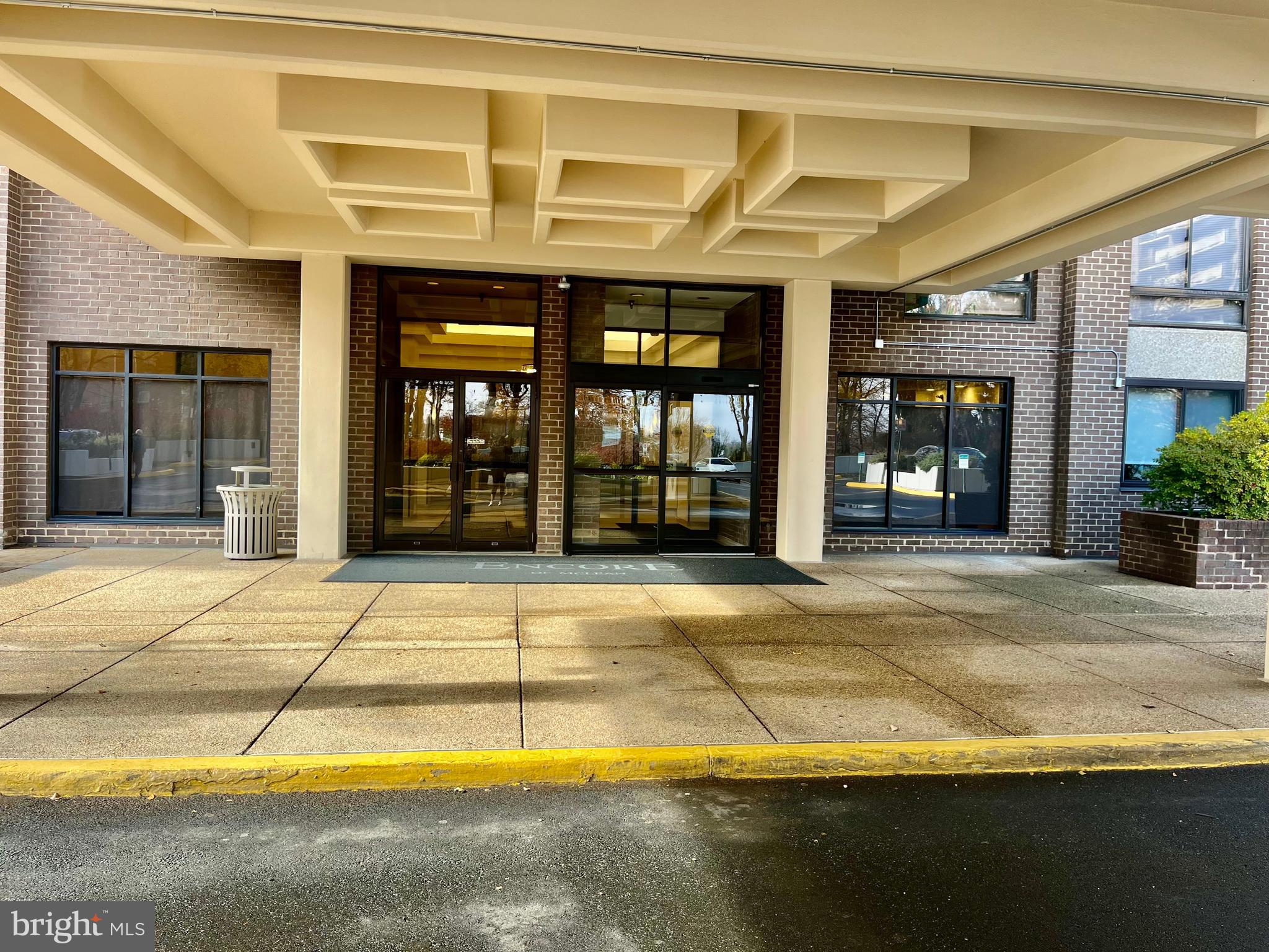 ENCORE OF MCLEAN - Residential Lease