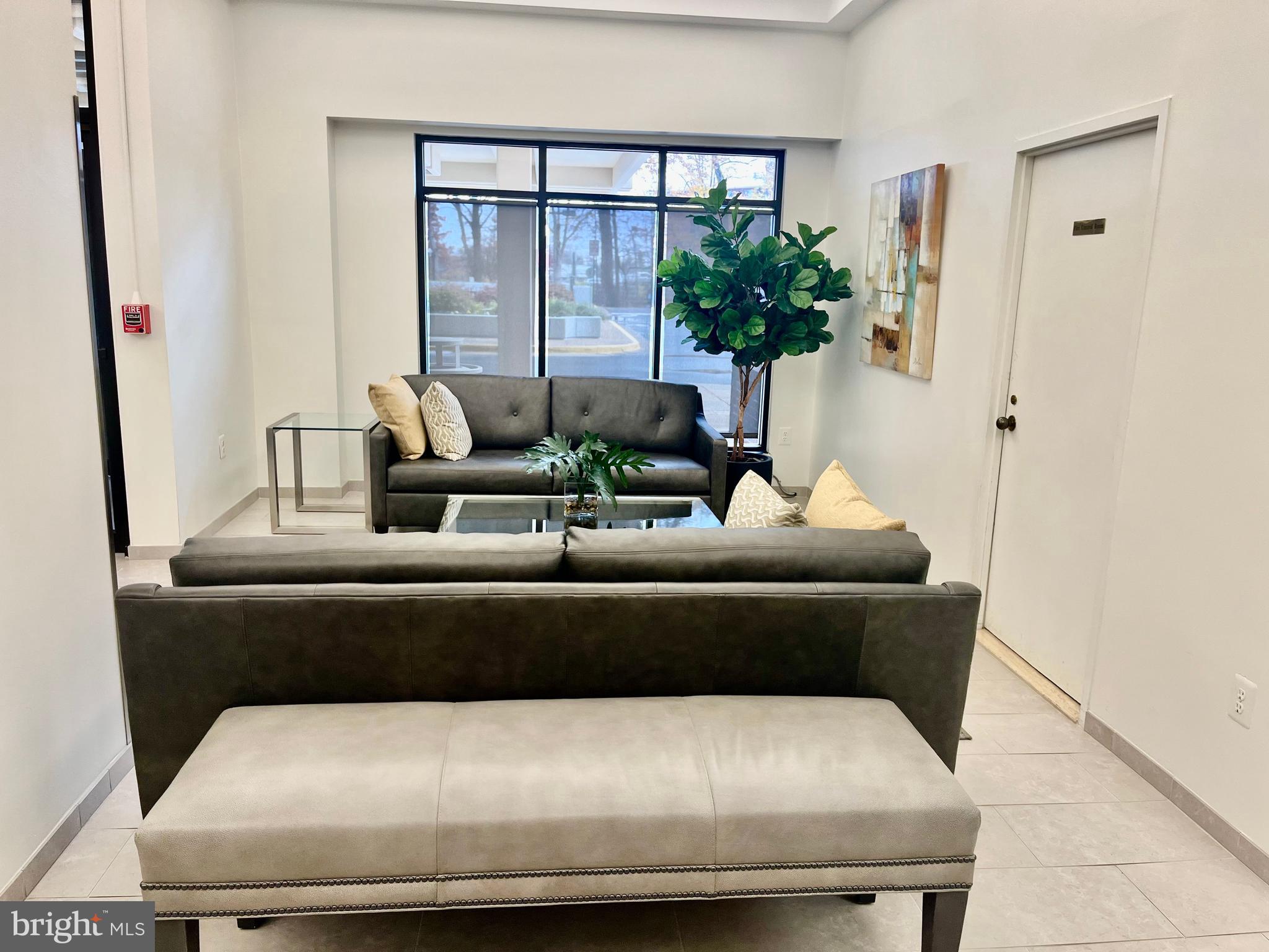 ENCORE OF MCLEAN - Residential Lease