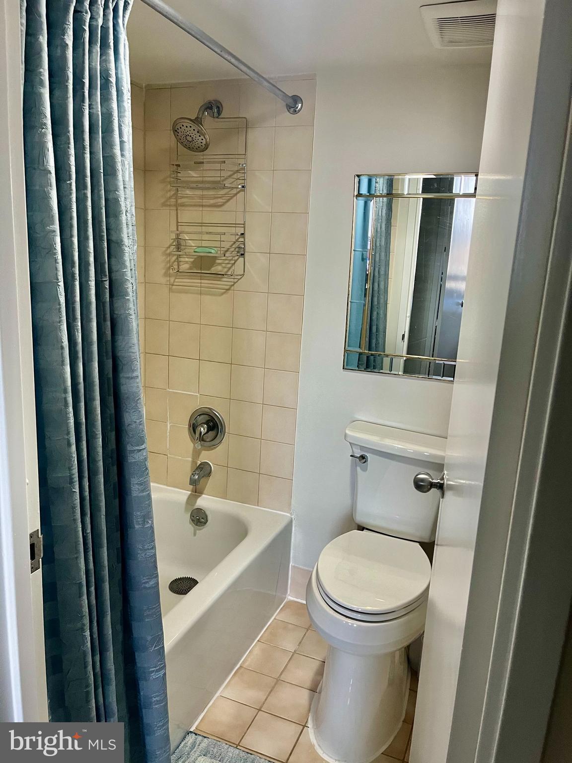 ENCORE OF MCLEAN - Residential Lease