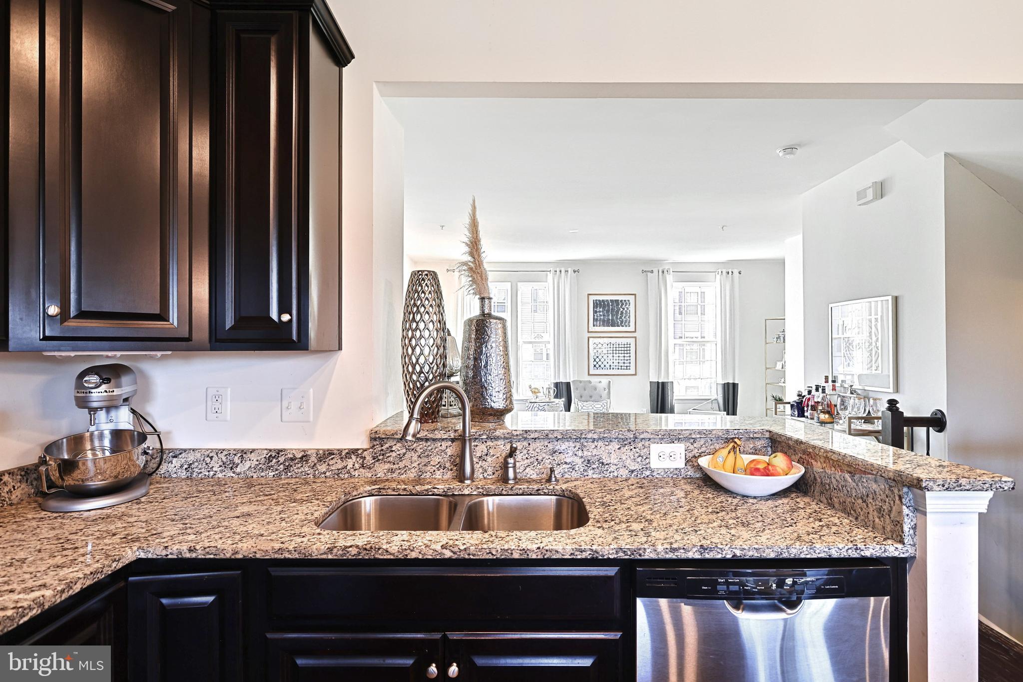 STONEGATE AT REGENTS GLEN - Residential