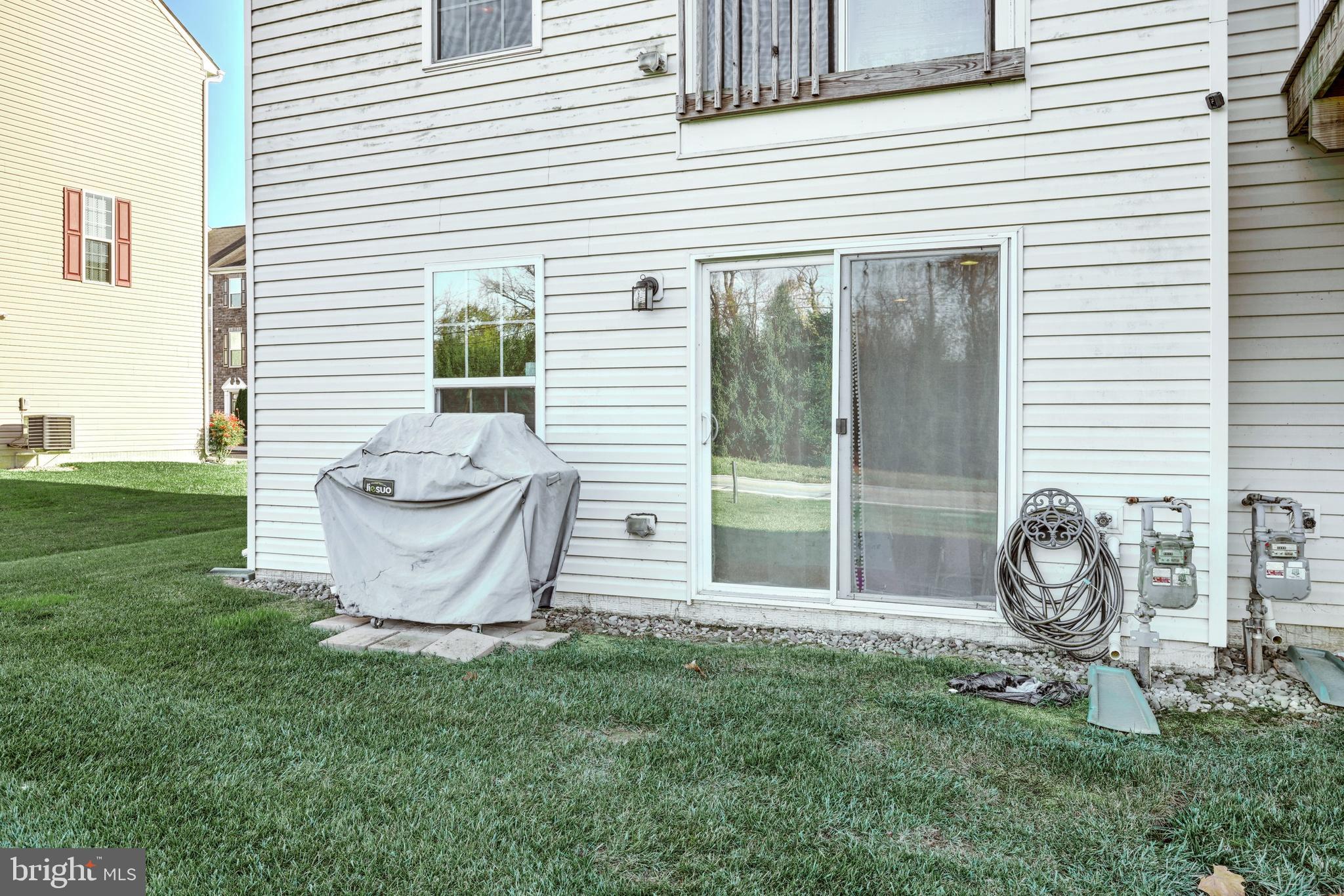 STONEGATE AT REGENTS GLEN - Residential