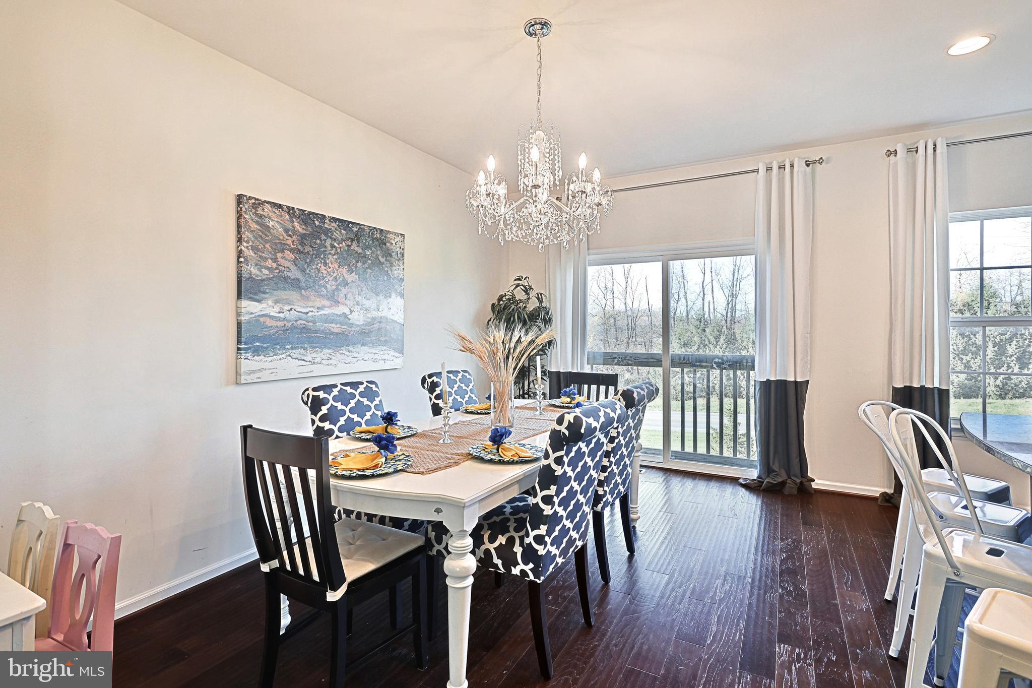 STONEGATE AT REGENTS GLEN - Residential