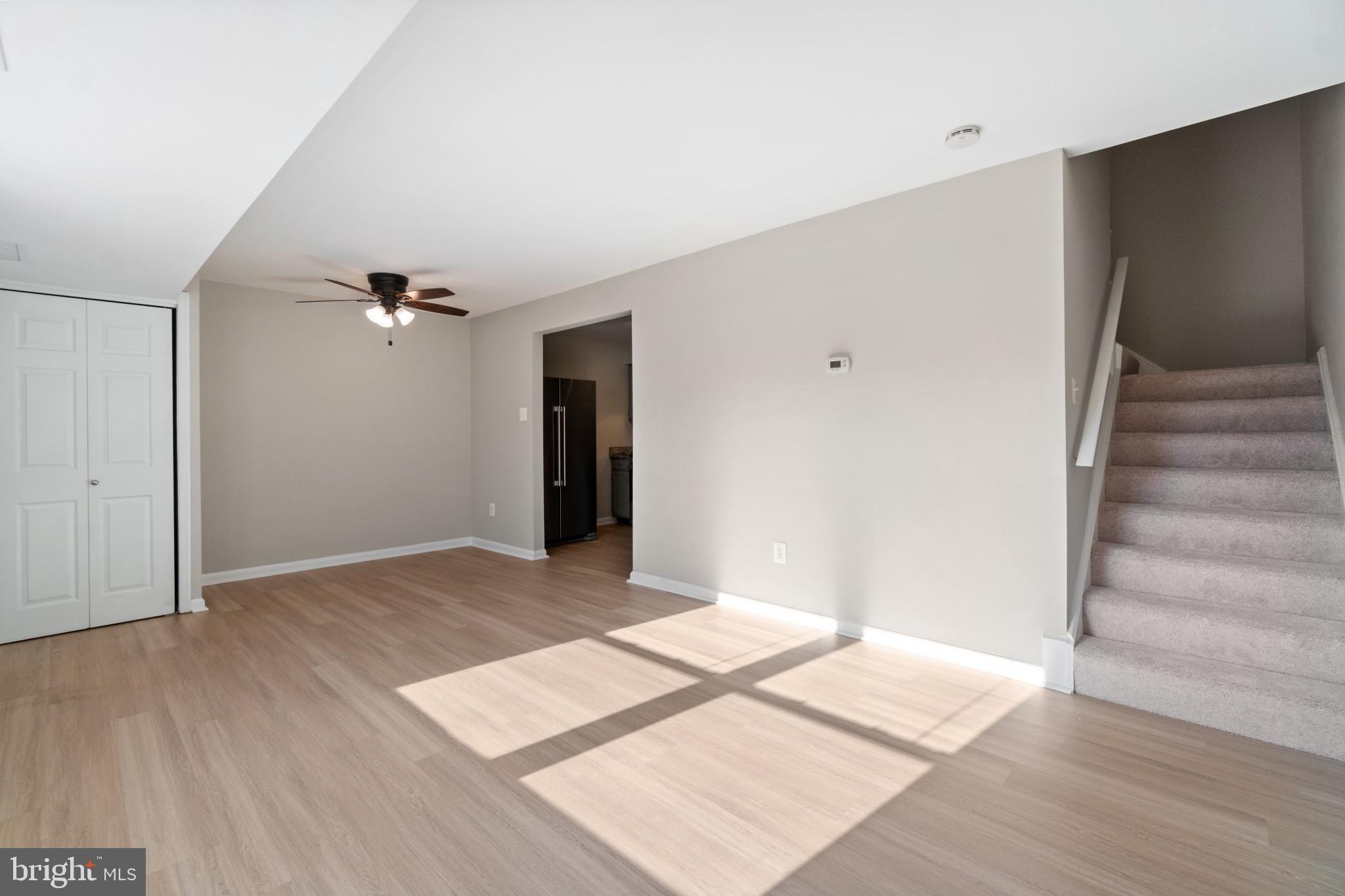 WHISKEY BOTTOM - Residential