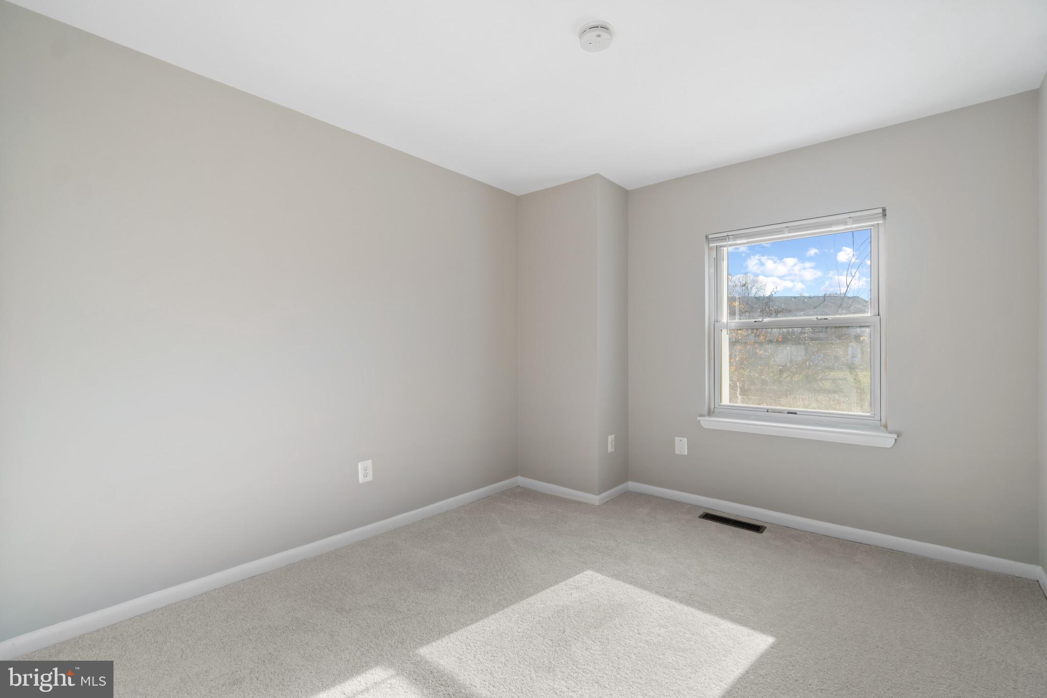 WHISKEY BOTTOM - Residential