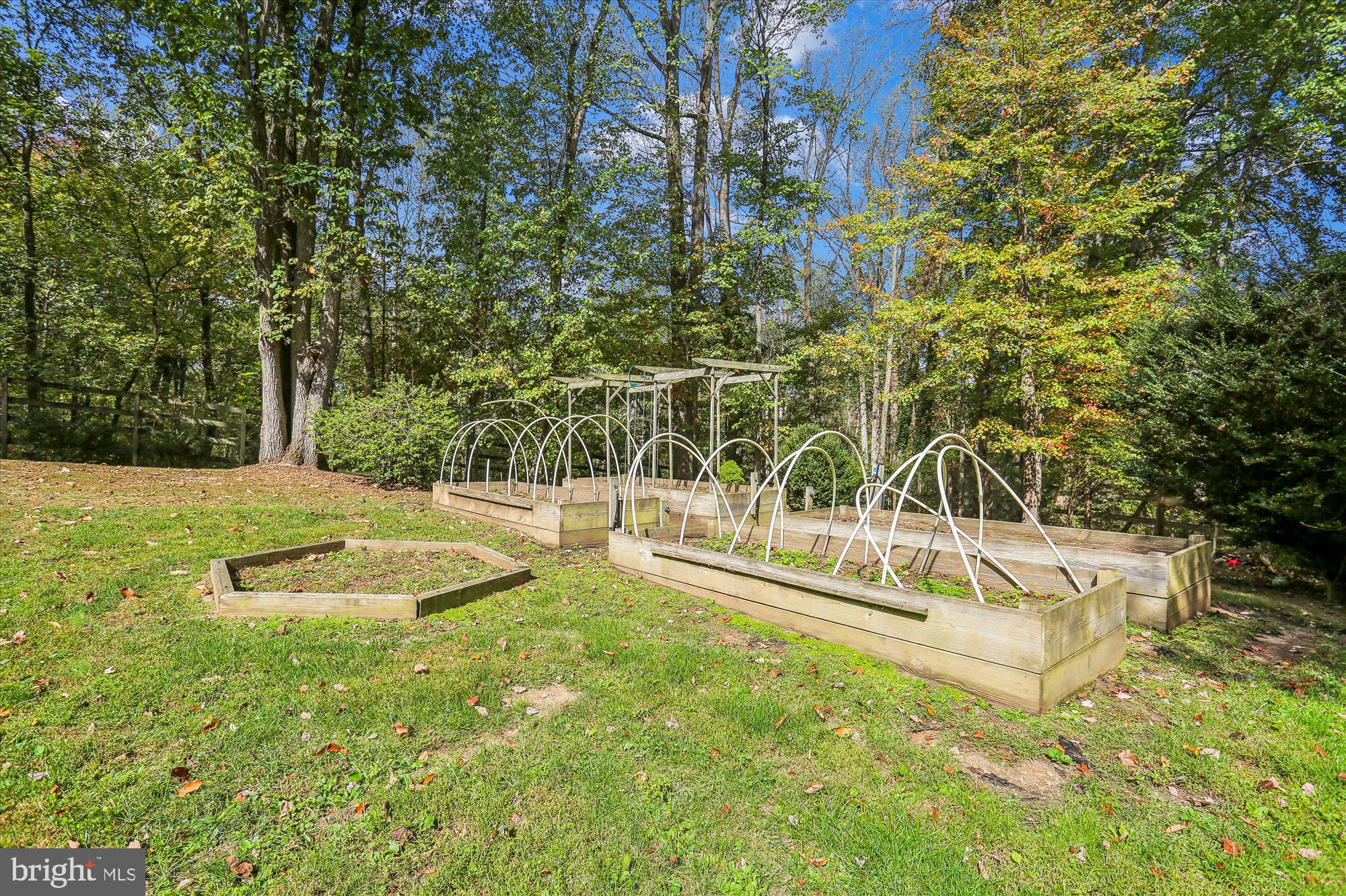 DARNESTOWN OUTSIDE - Residential