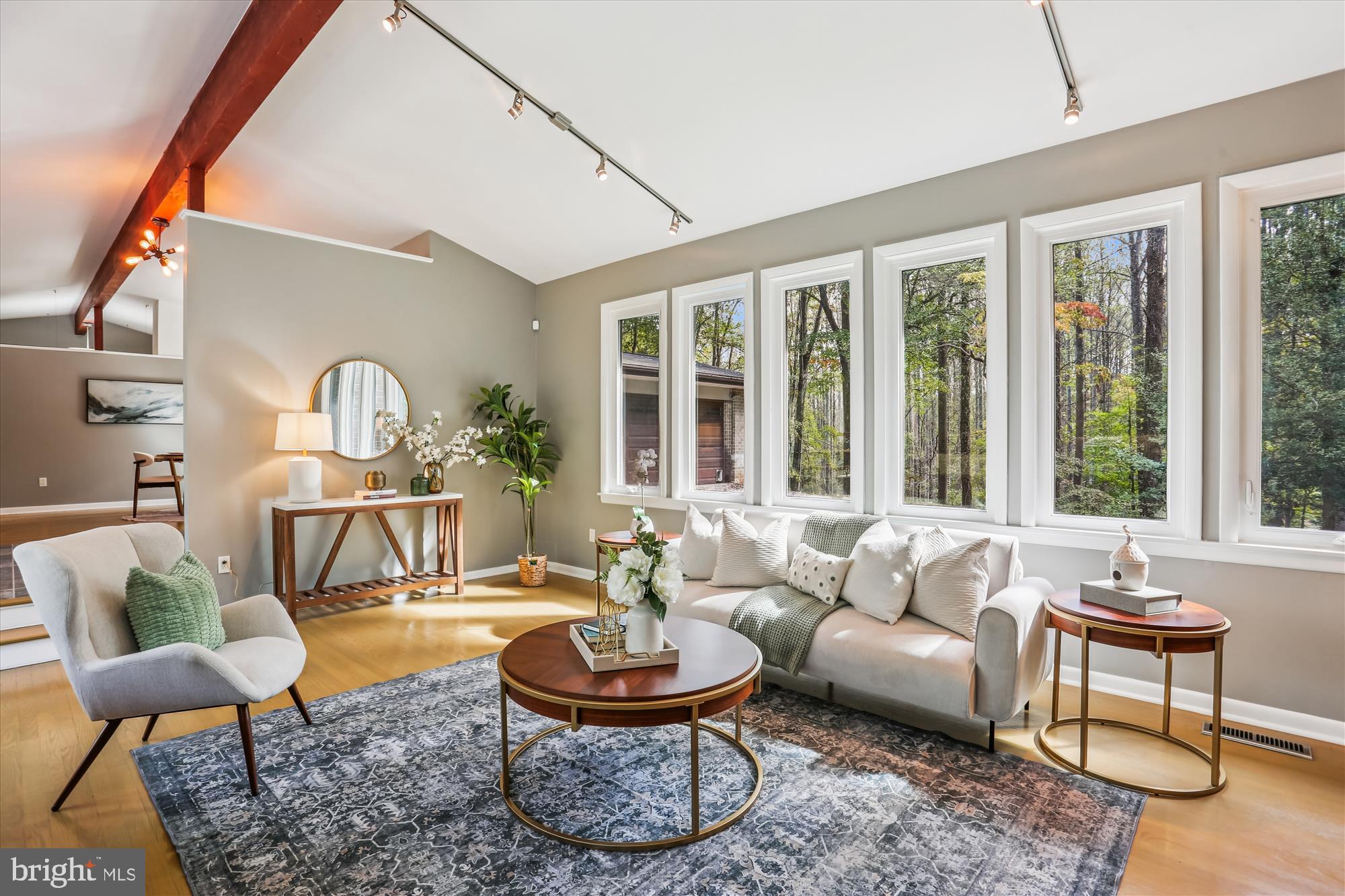 DARNESTOWN OUTSIDE - Residential