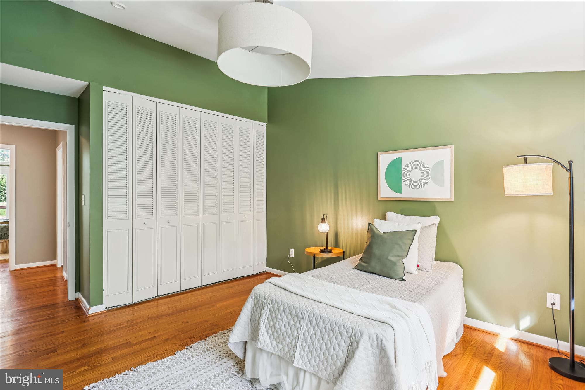 DARNESTOWN OUTSIDE - Residential