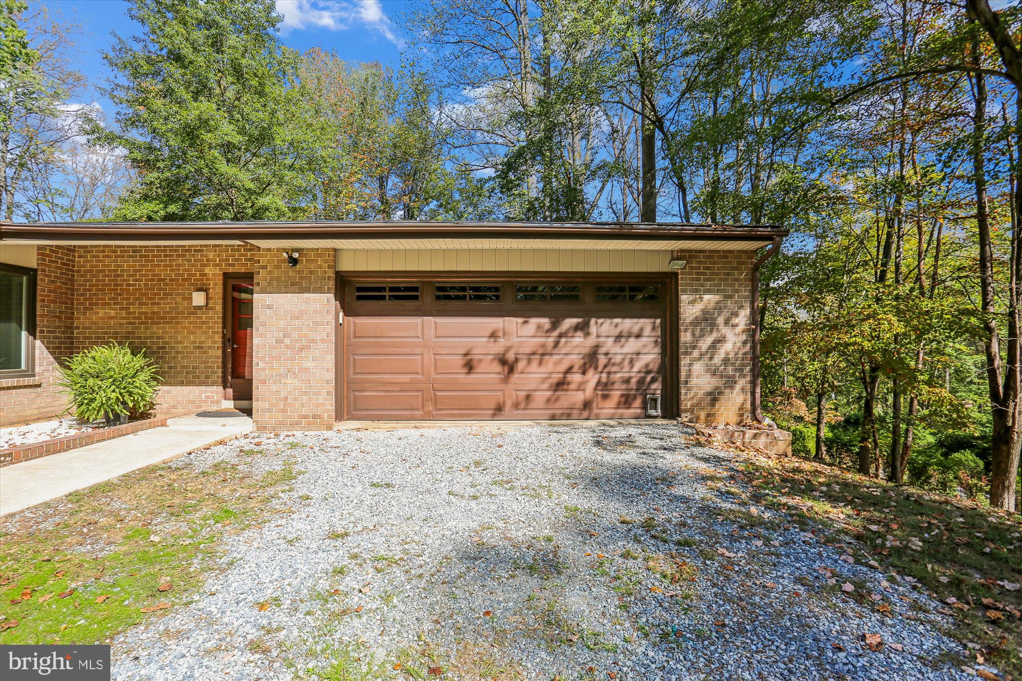 DARNESTOWN OUTSIDE - Residential