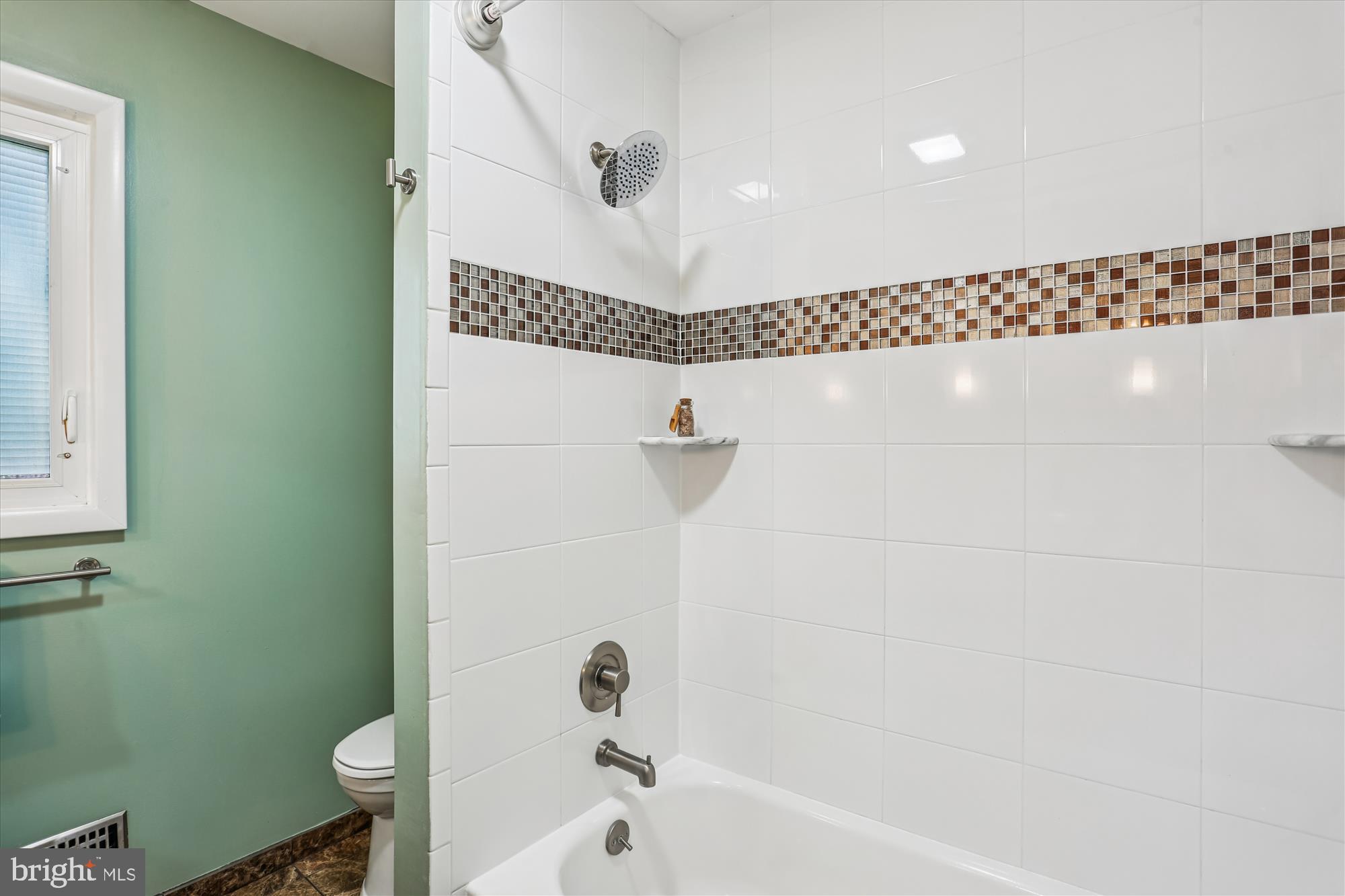 DARNESTOWN OUTSIDE - Residential