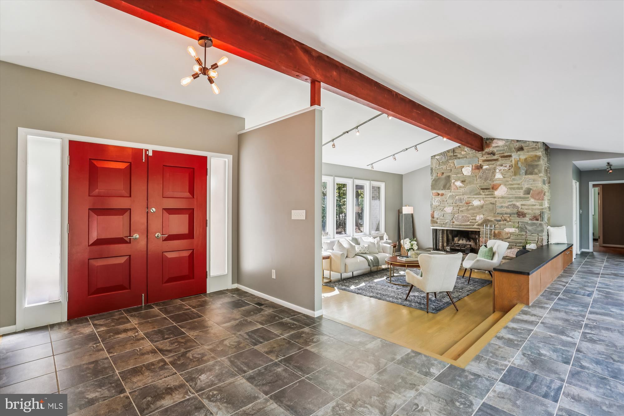 DARNESTOWN OUTSIDE - Residential