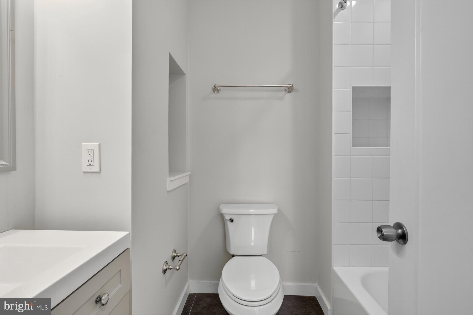 FISHTOWN - Residential Lease