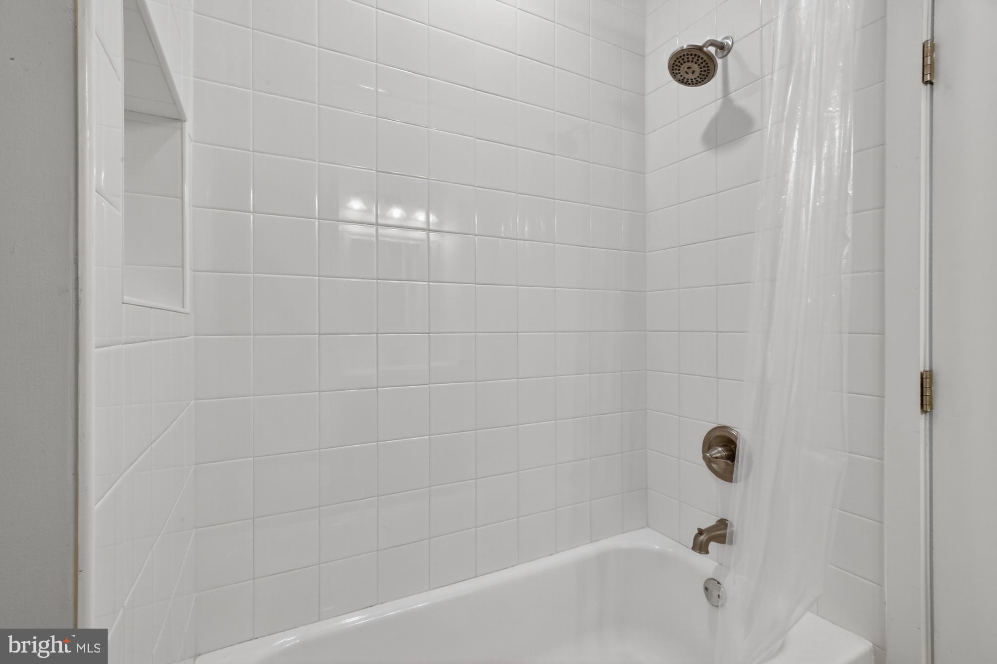 FISHTOWN - Residential Lease