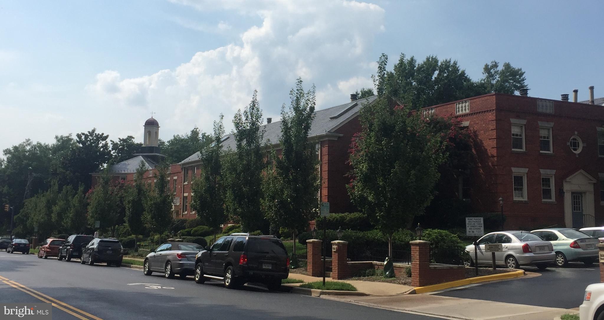 HARBOR TERRACE - Residential Lease