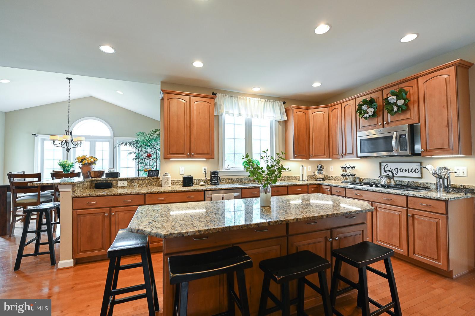 RAVENWOOD - Residential