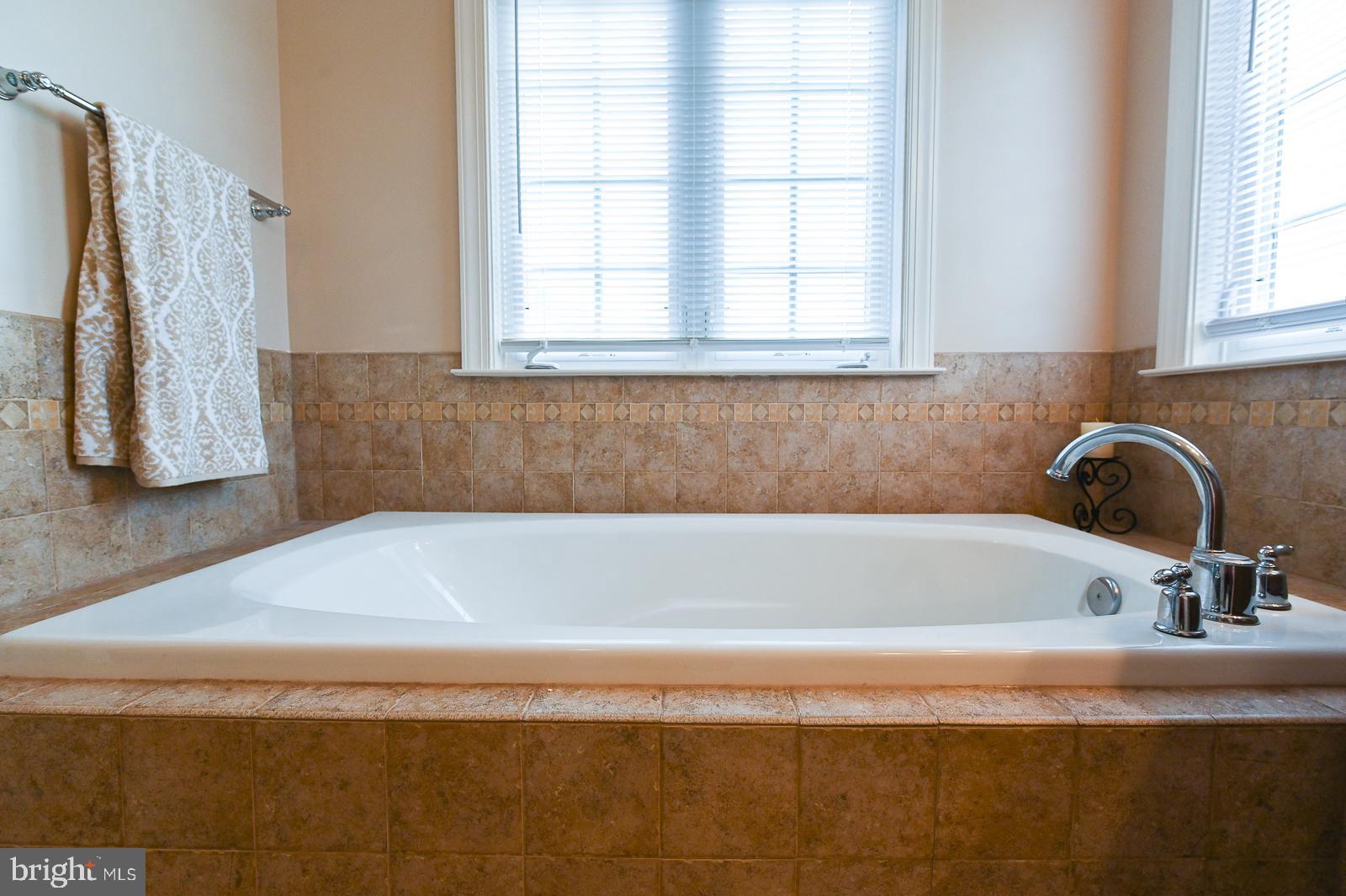 RAVENWOOD - Residential