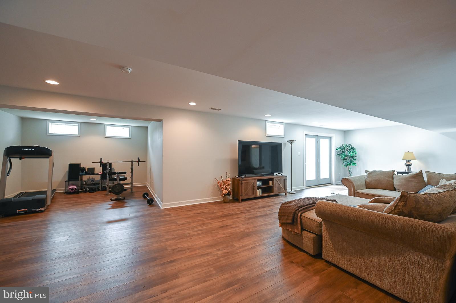 RAVENWOOD - Residential