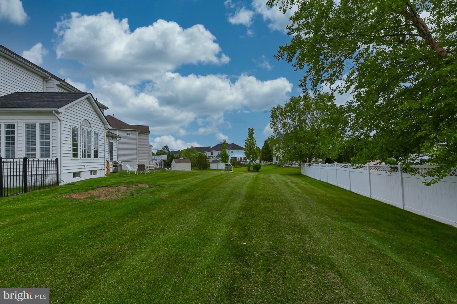 RAVENWOOD - Residential