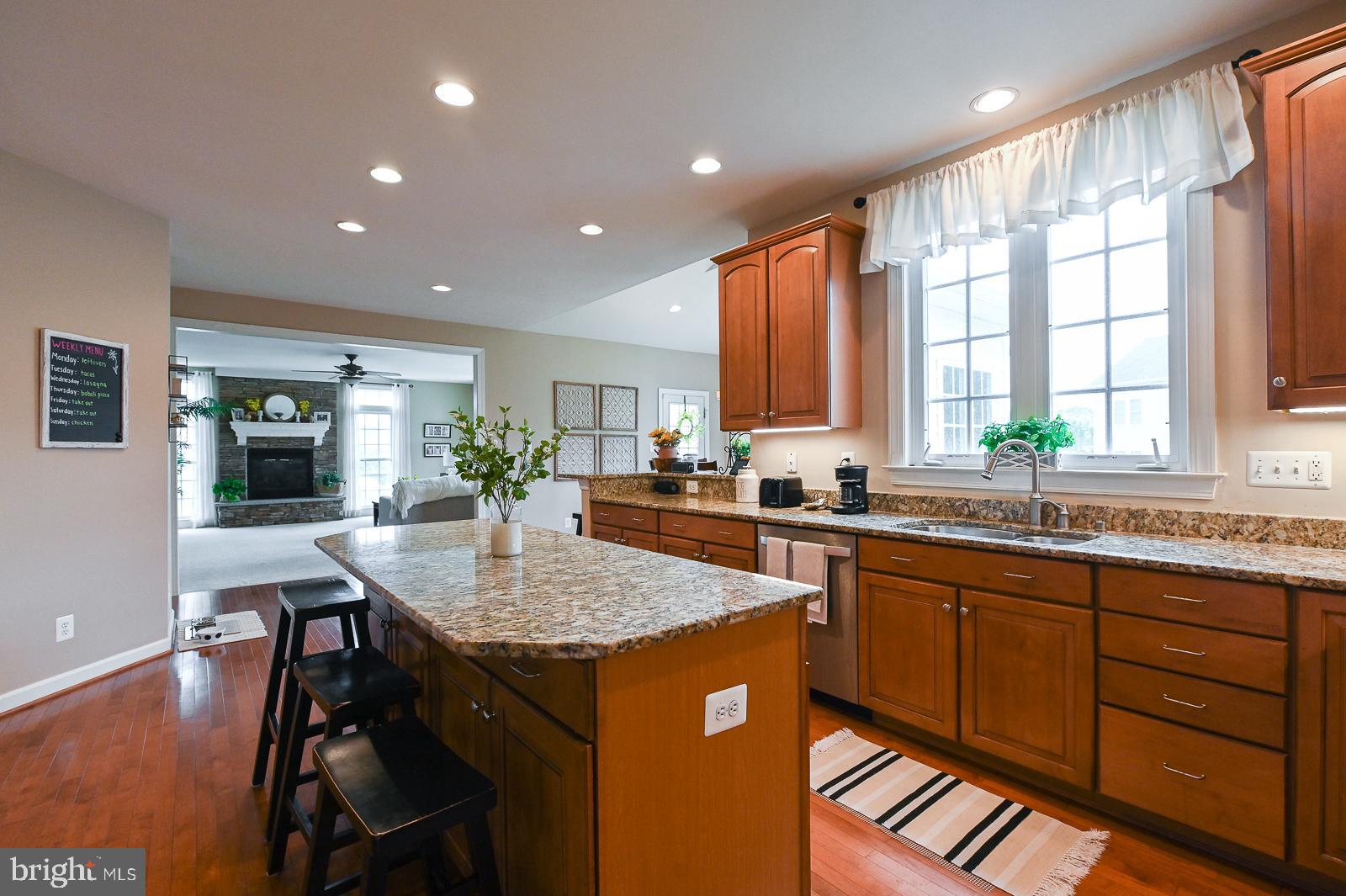 RAVENWOOD - Residential