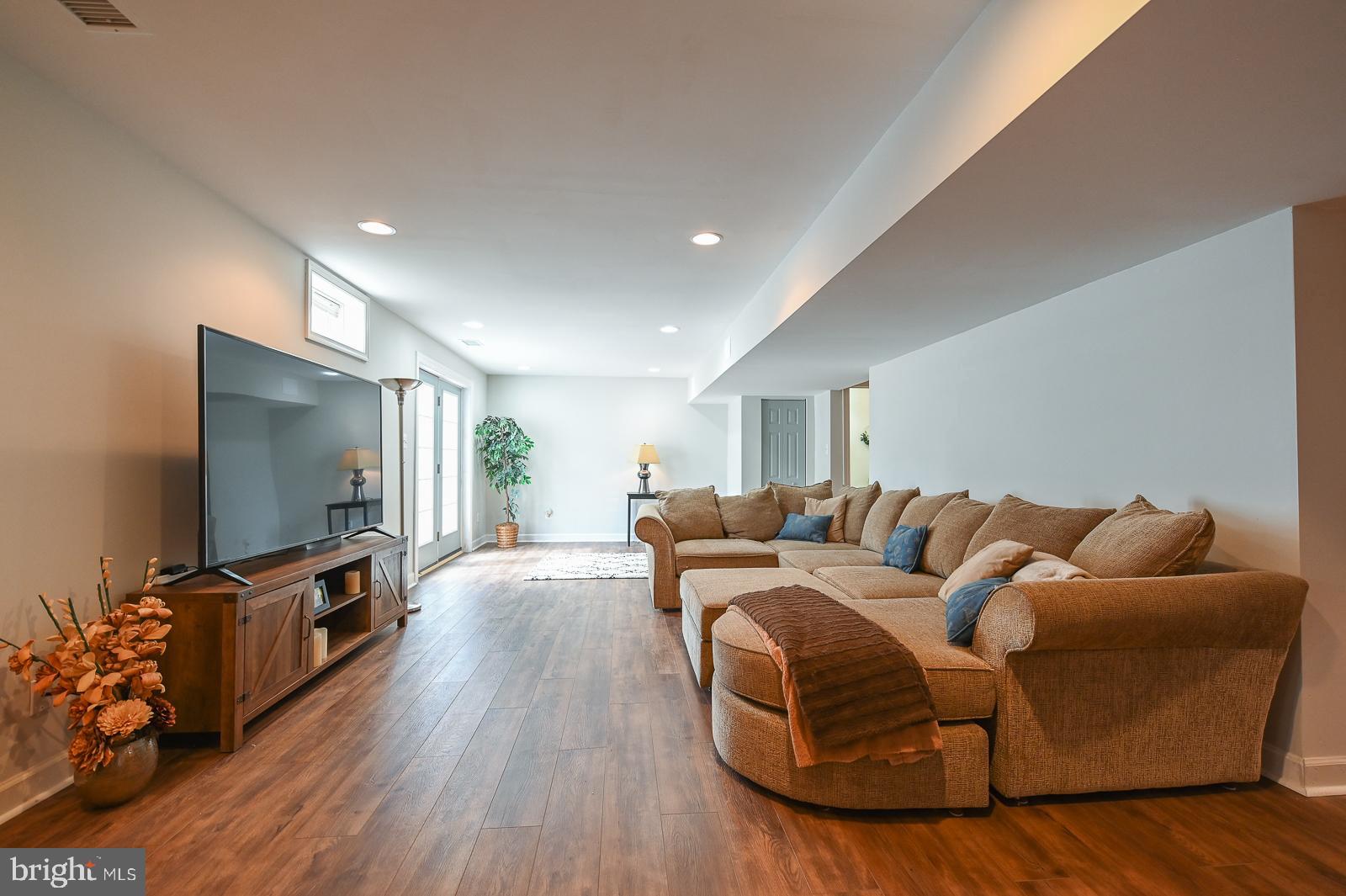 RAVENWOOD - Residential