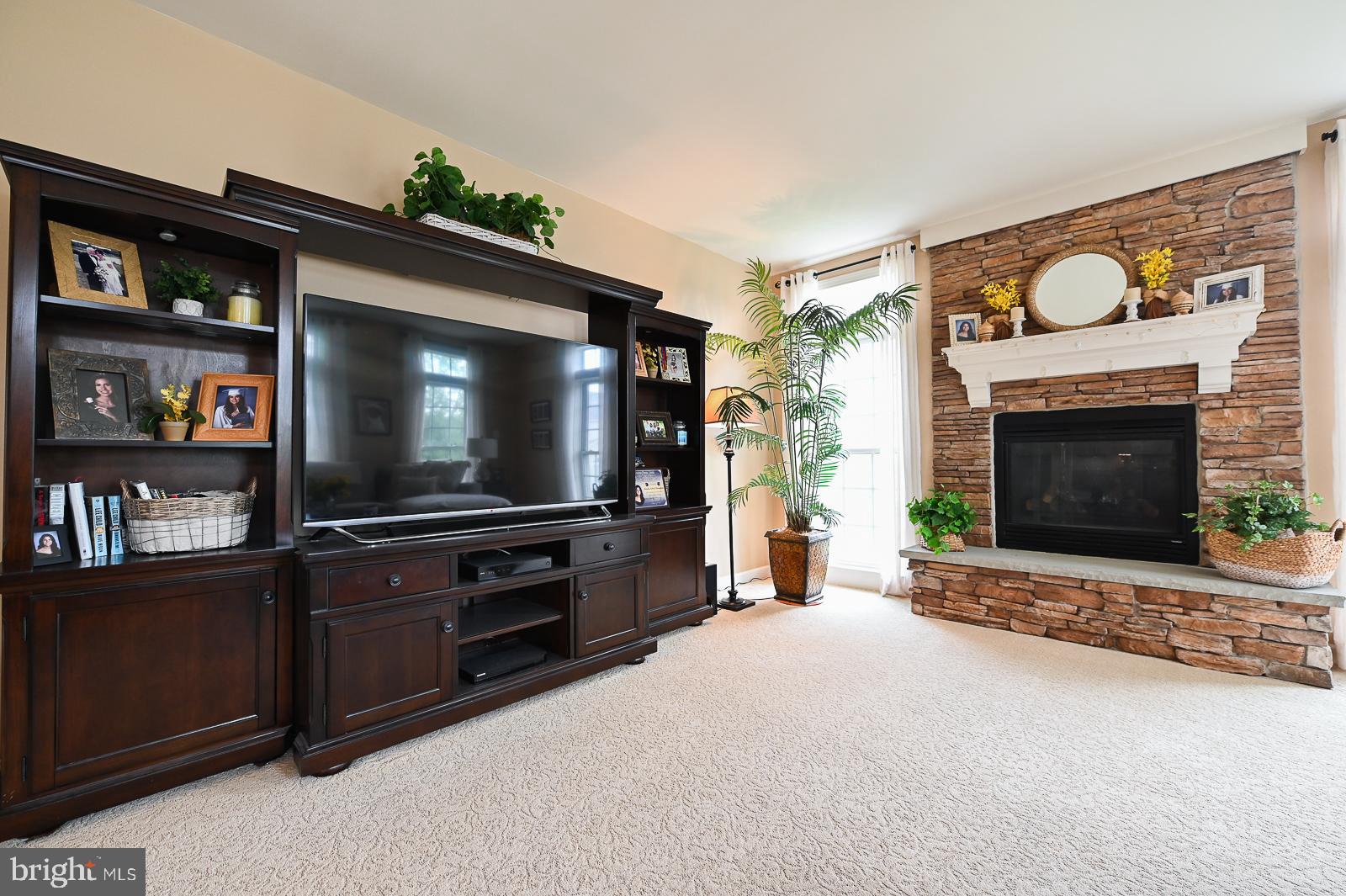 RAVENWOOD - Residential