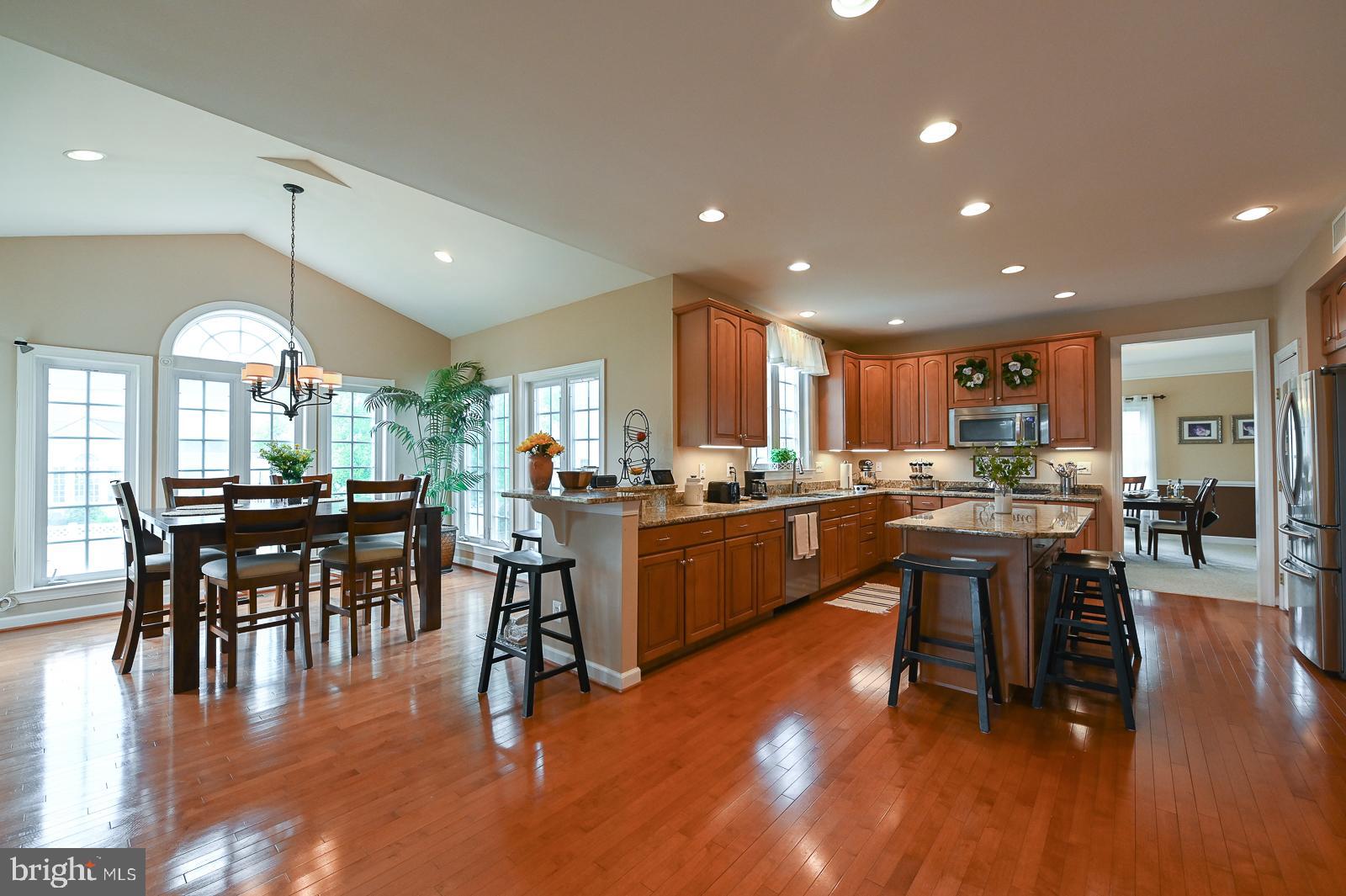 RAVENWOOD - Residential