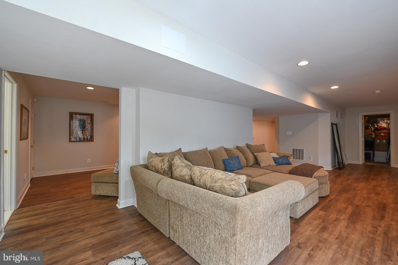 RAVENWOOD - Residential