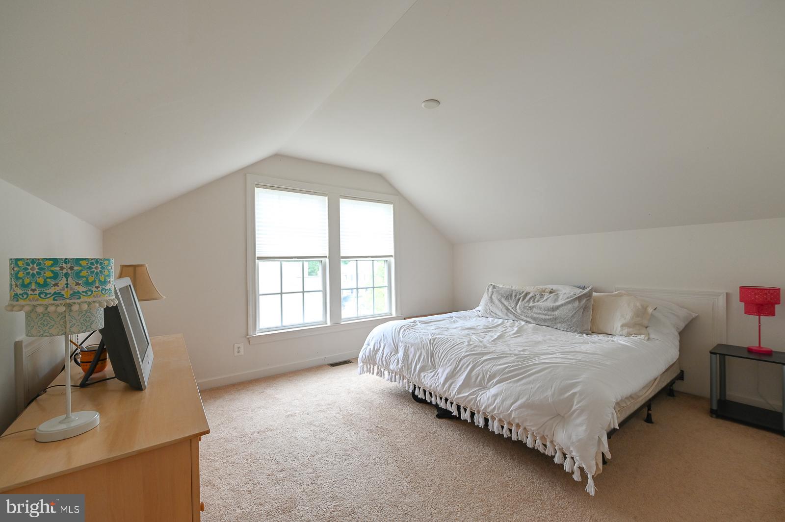 RAVENWOOD - Residential