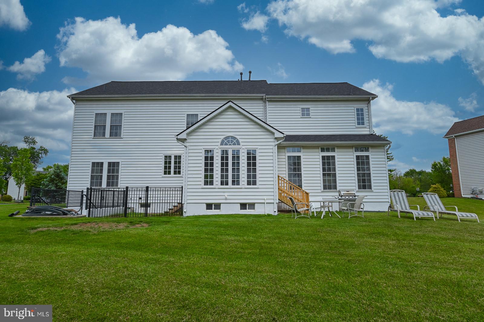 RAVENWOOD - Residential