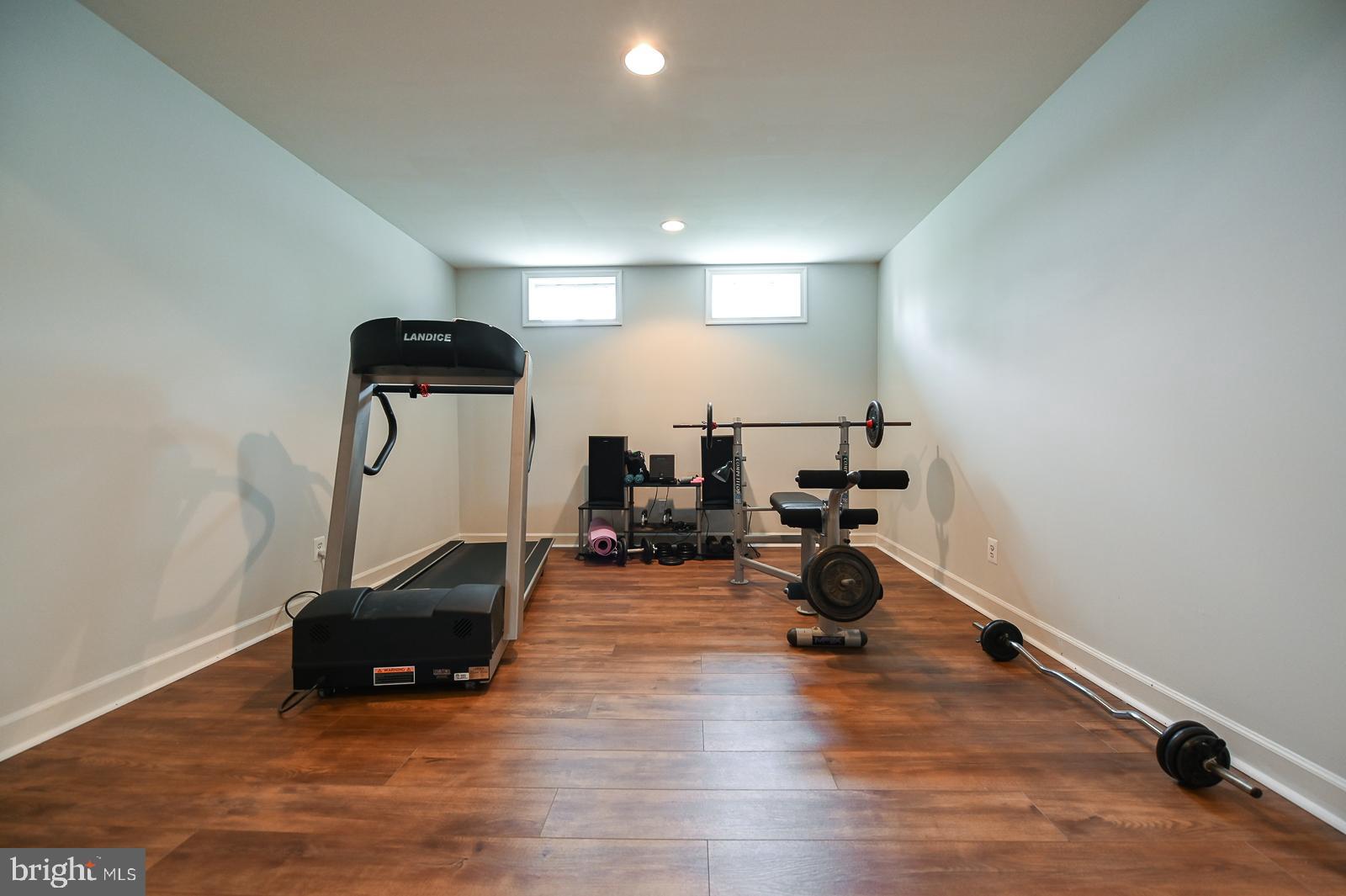 RAVENWOOD - Residential