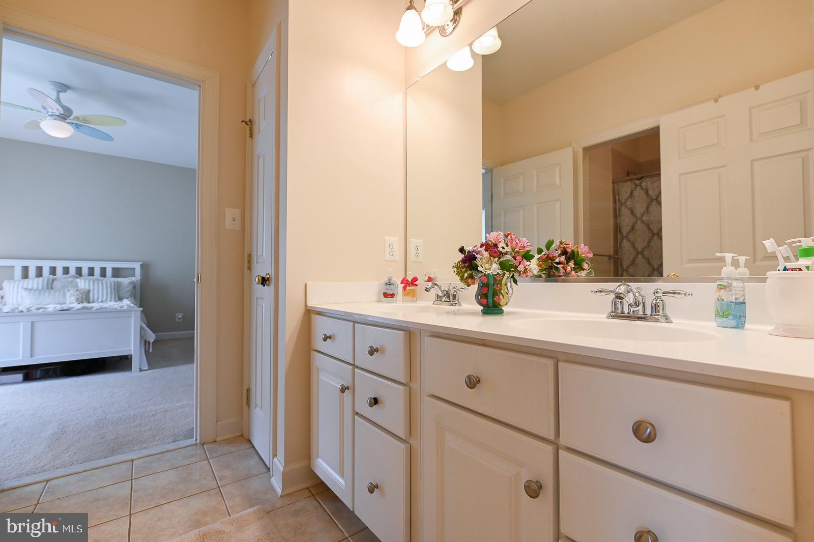 RAVENWOOD - Residential