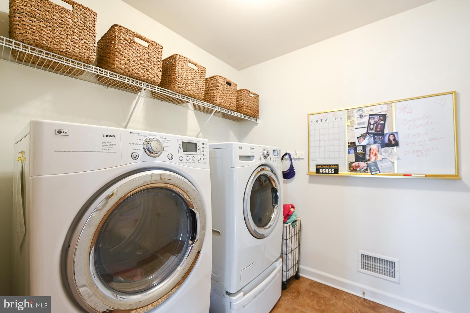 RAVENWOOD - Residential