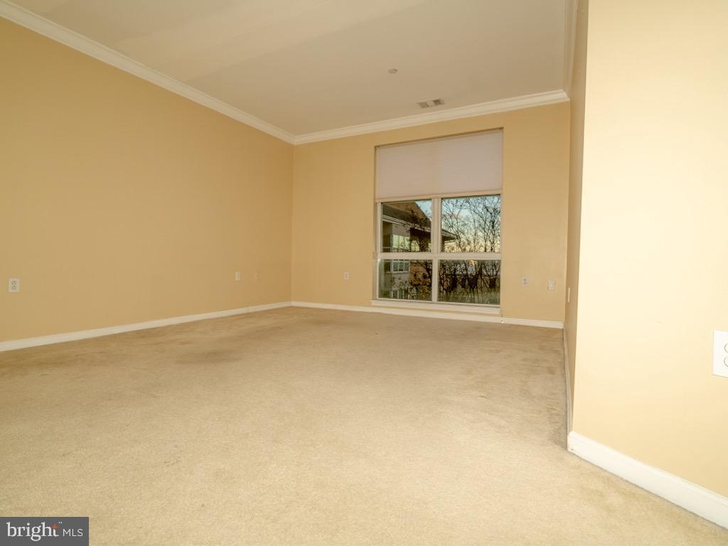 PIERSIDE AT HARBORVIEW - Residential Lease