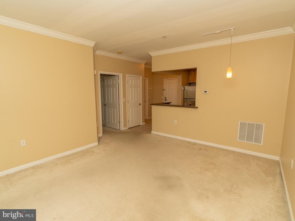 PIERSIDE AT HARBORVIEW - Residential Lease