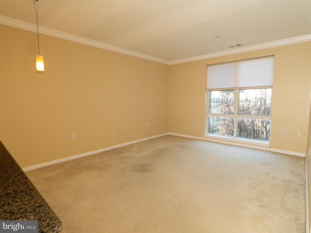 PIERSIDE AT HARBORVIEW - Residential Lease