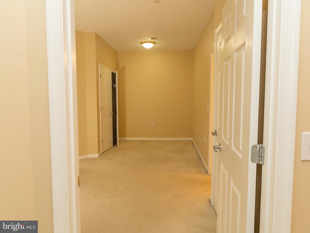 PIERSIDE AT HARBORVIEW - Residential Lease