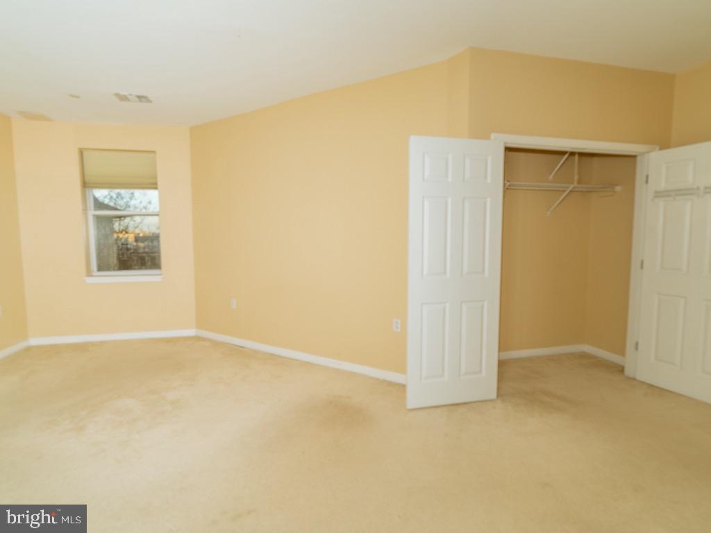 PIERSIDE AT HARBORVIEW - Residential Lease