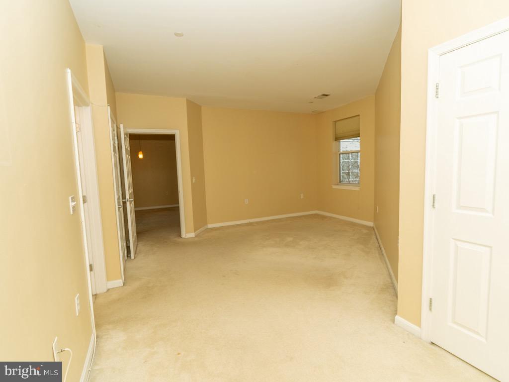 PIERSIDE AT HARBORVIEW - Residential Lease