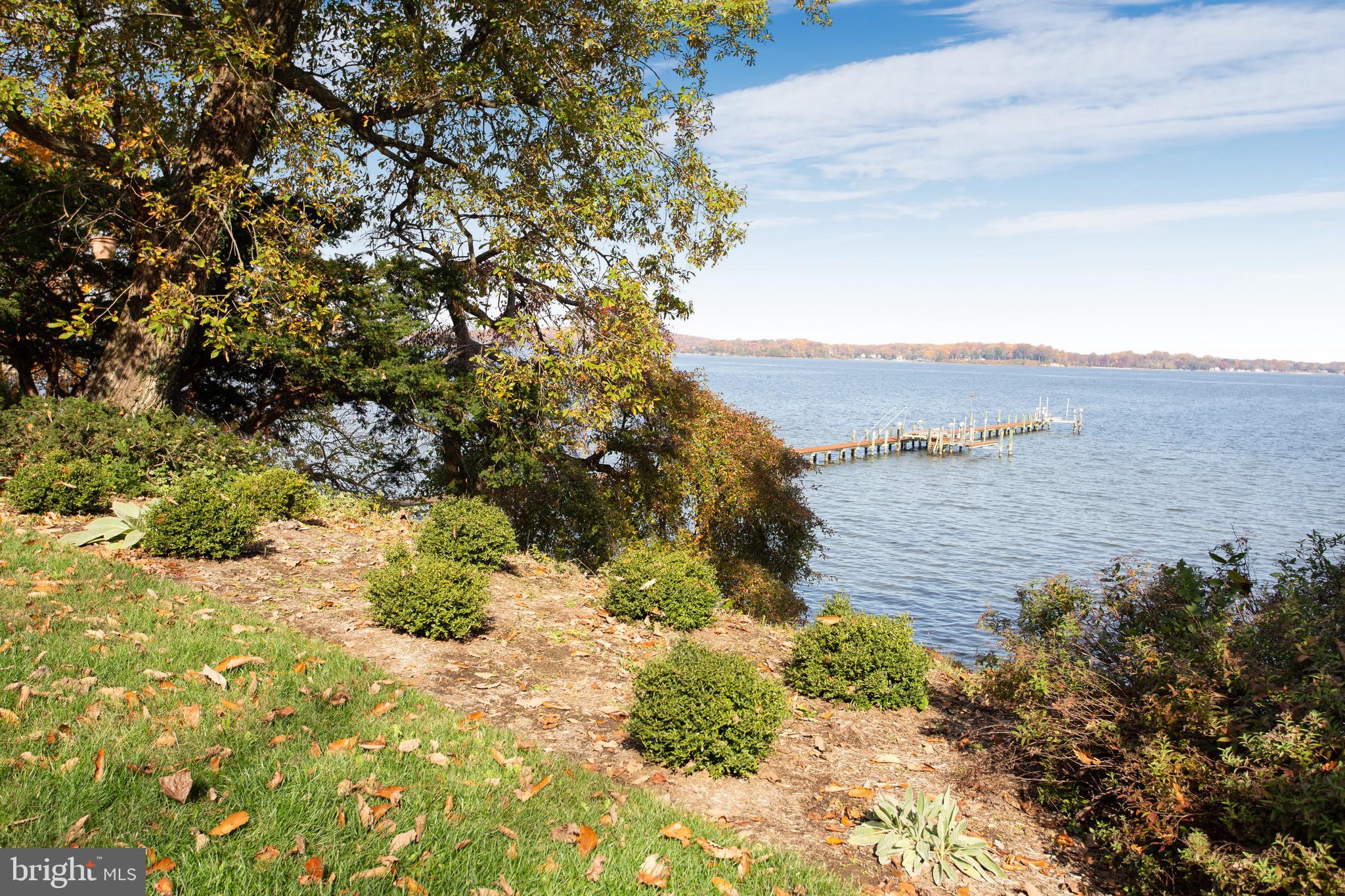 STONINGTON - Residential