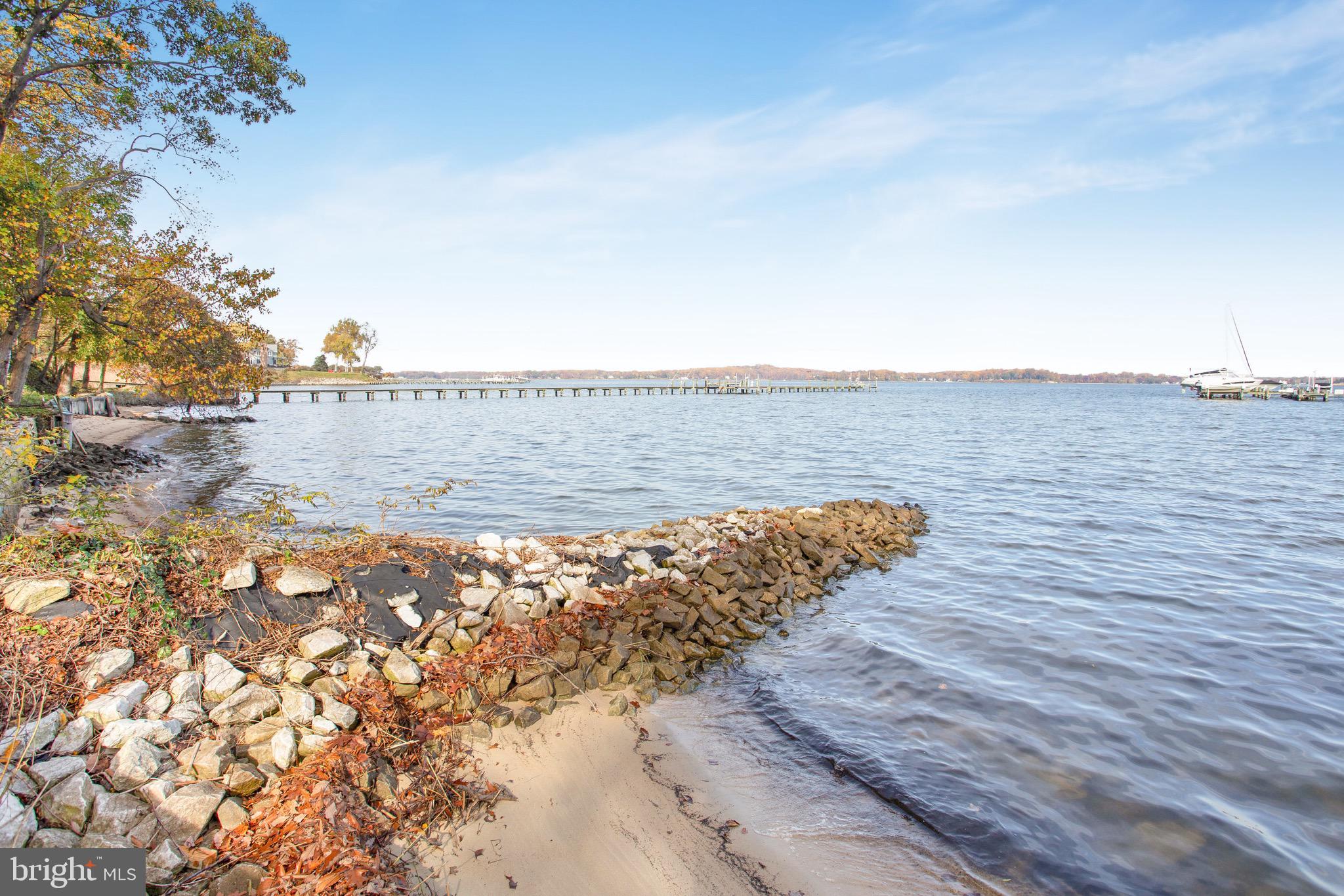 STONINGTON - Residential