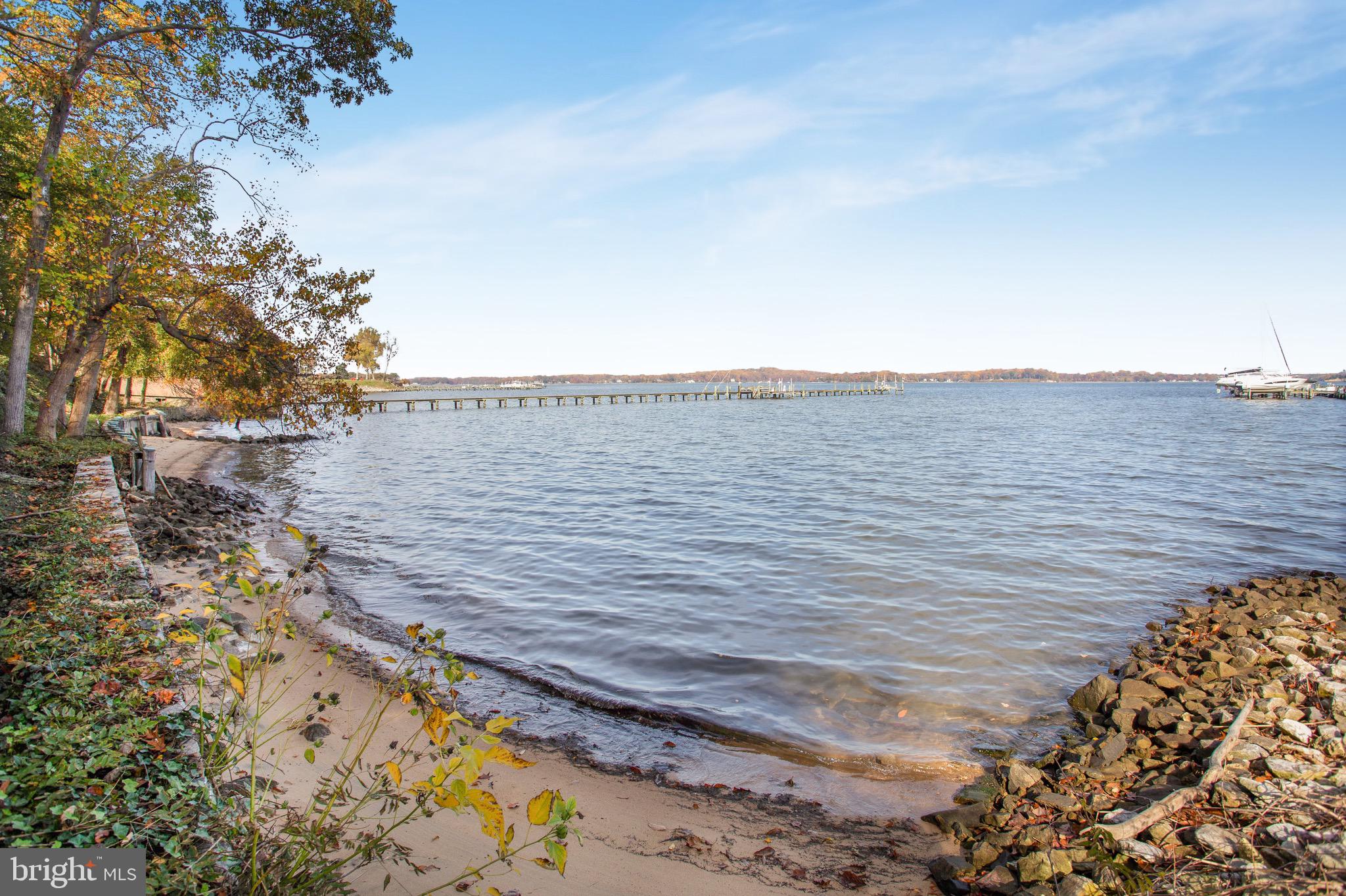 STONINGTON - Residential