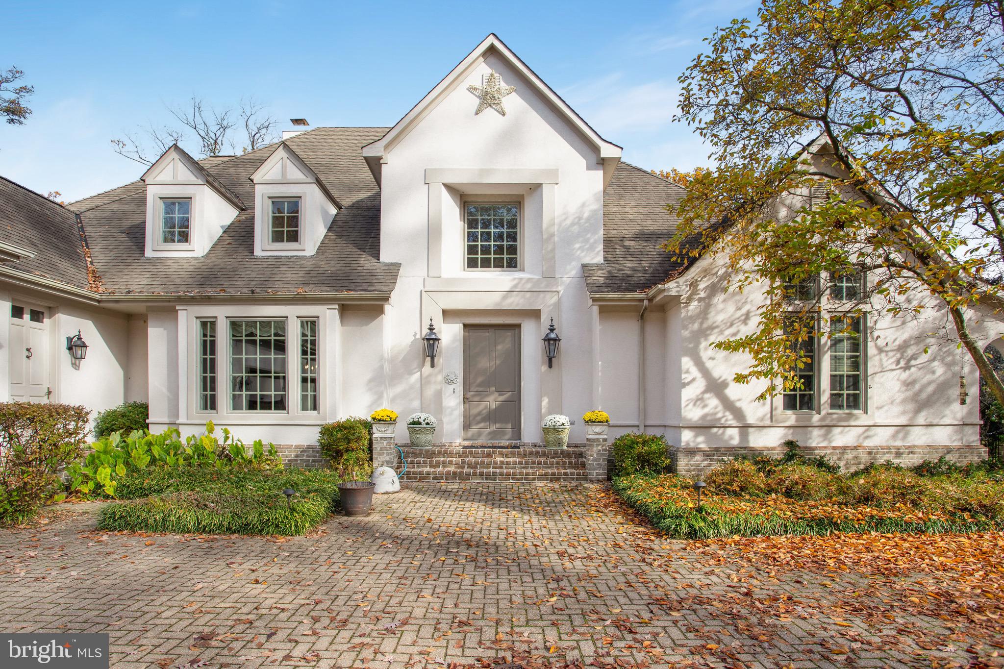 STONINGTON - Residential