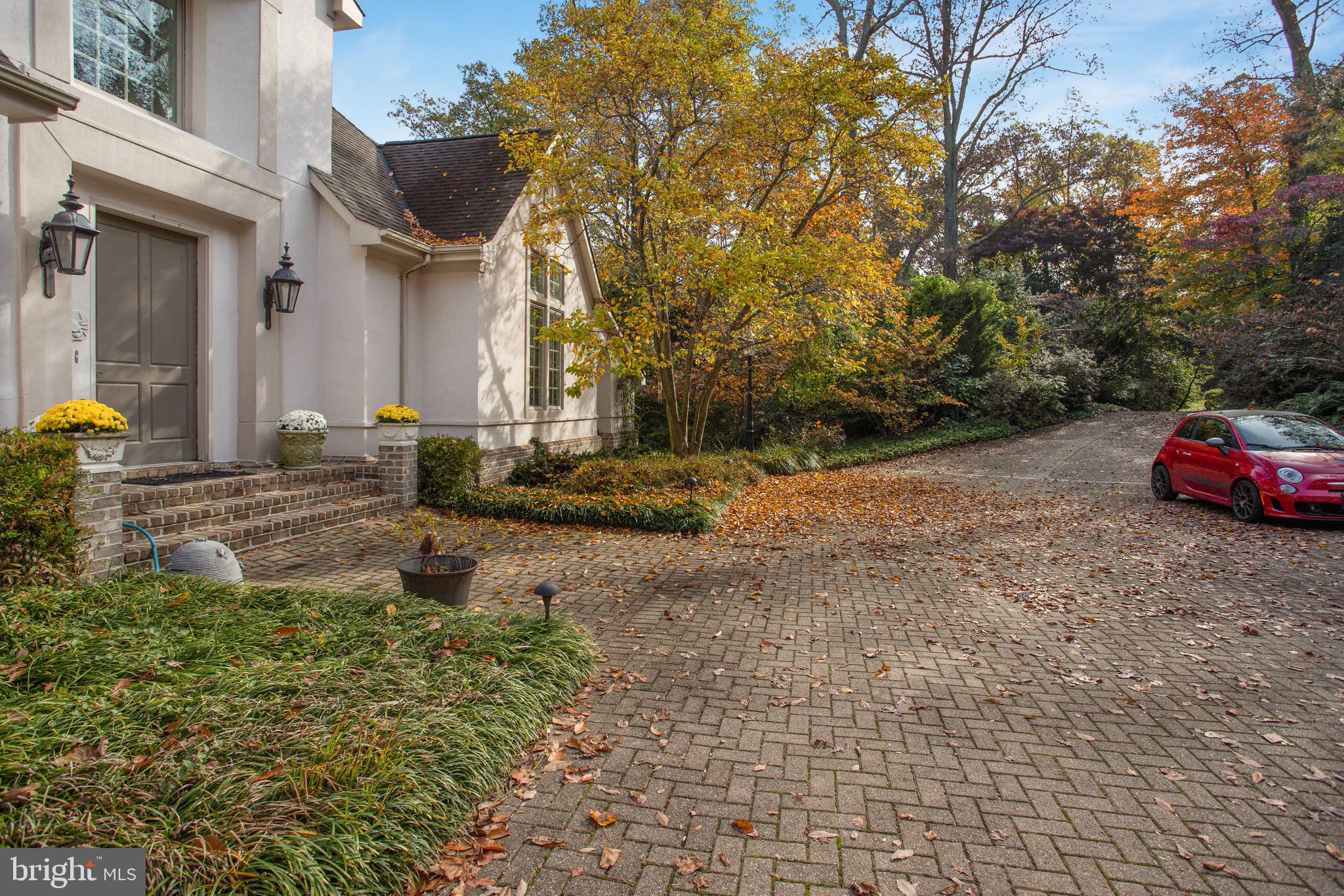 STONINGTON - Residential