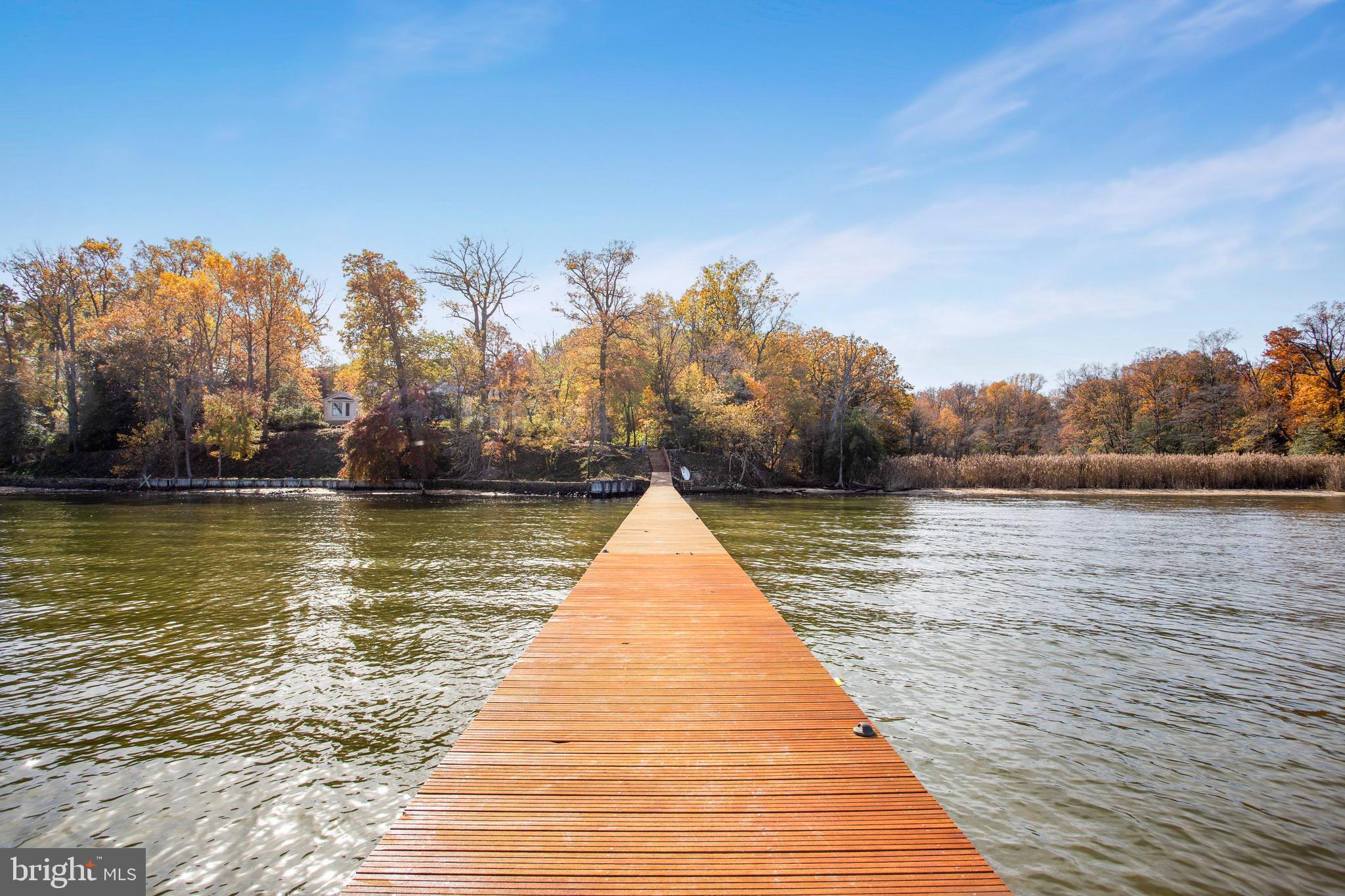 STONINGTON - Residential