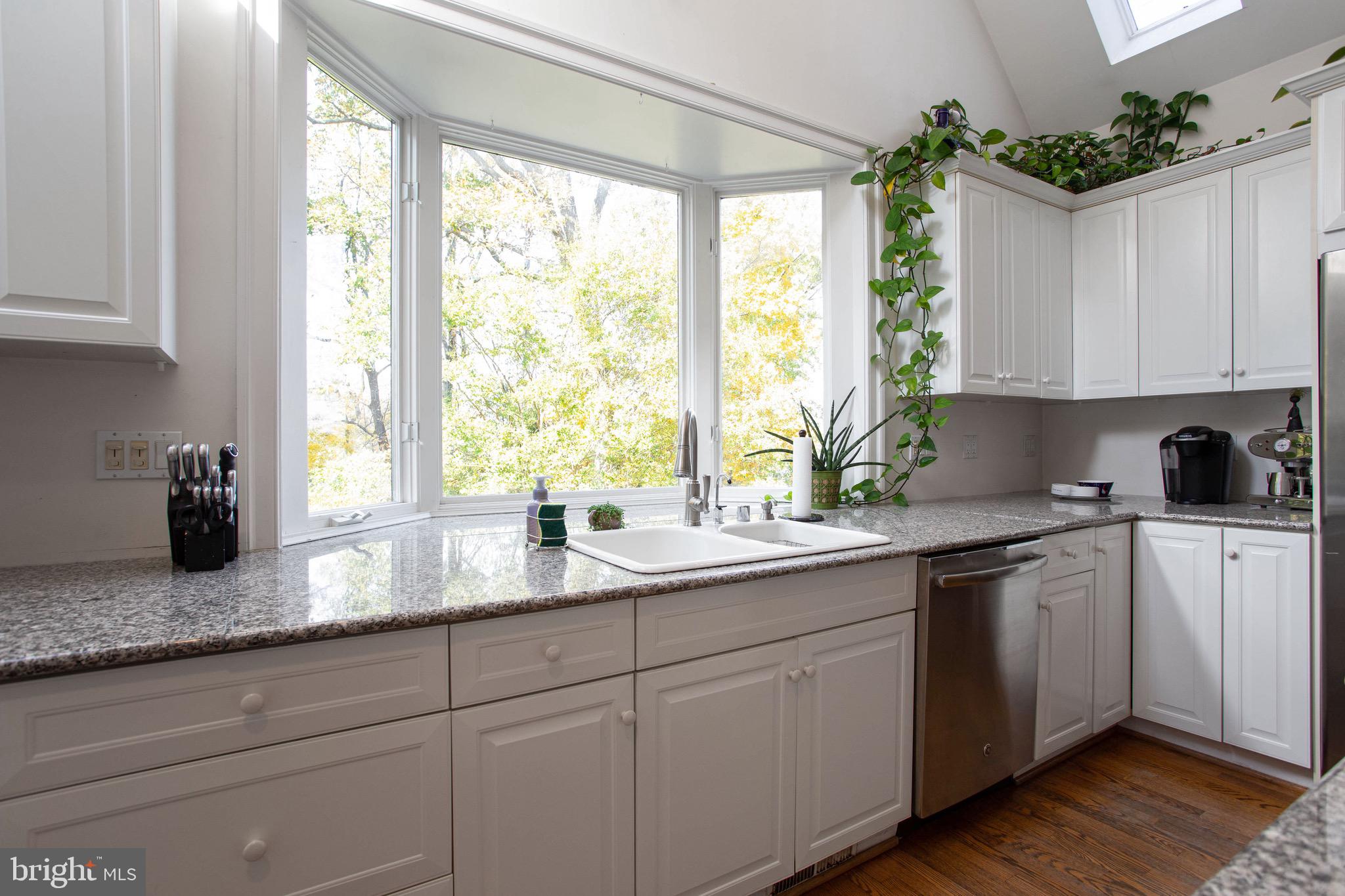 STONINGTON - Residential